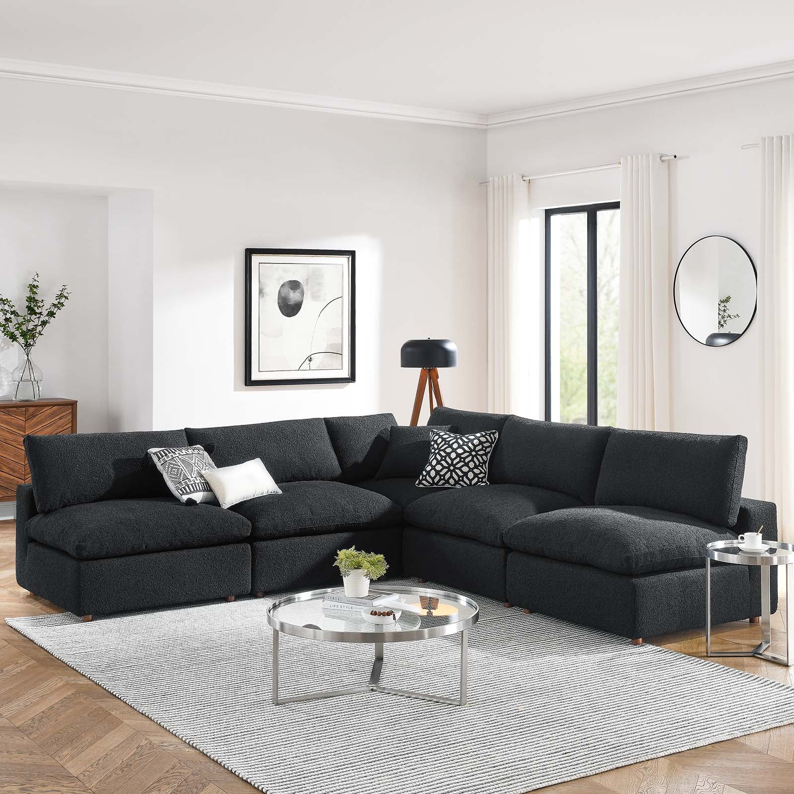 Overstuffed sectional with deals chaise