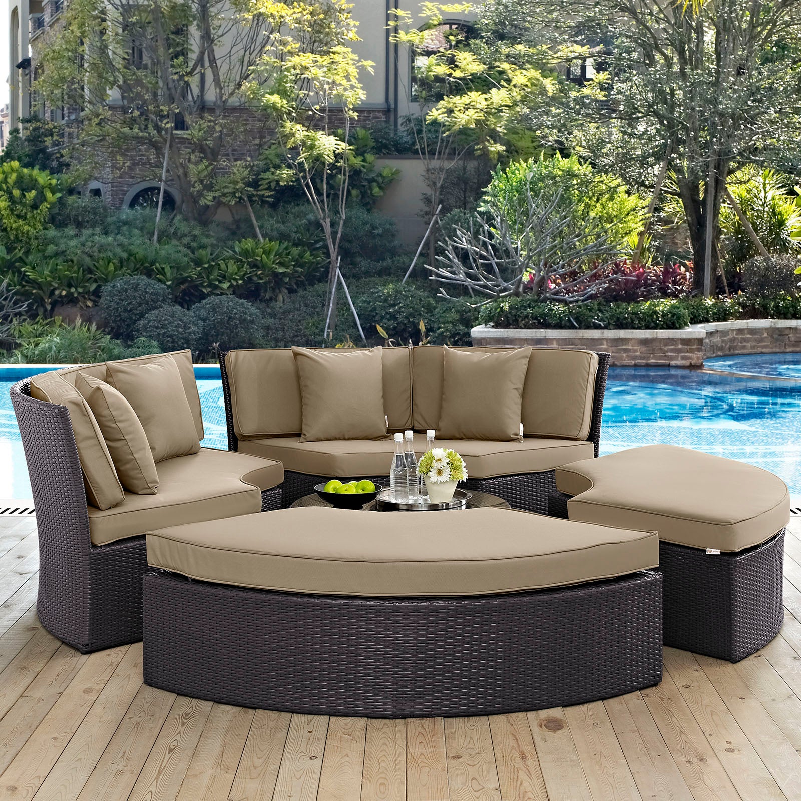 Convene Circular Outdoor Patio Daybed Set - East Shore Modern Home Furnishings